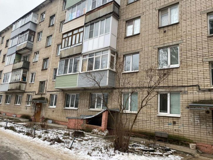 3-комн квартира Костромская ул, 80