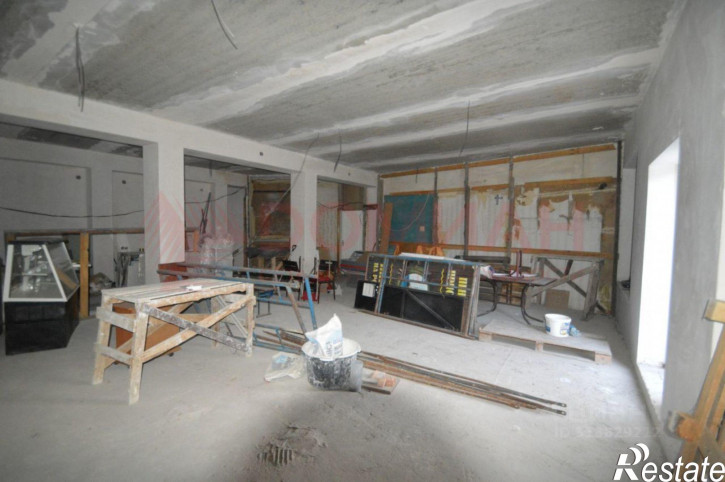 Торговое помещение Зрелищная улица, 131/28,  д. 131/28 Торговое помещение Зрелищная улица, 131/28,  д. 131/28