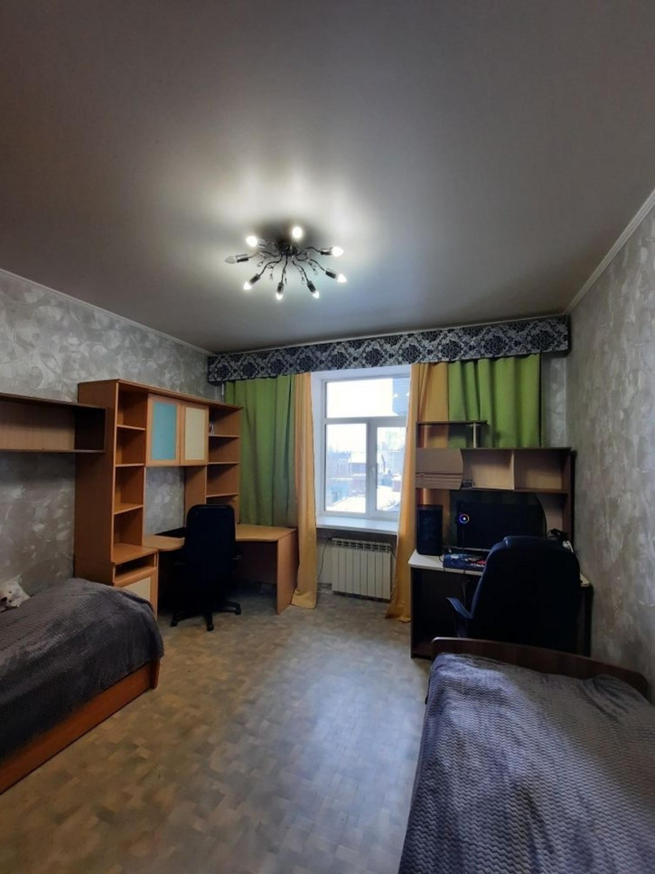 2-комн квартира Суворова ул, 42 2-комн квартира Суворова ул, 42