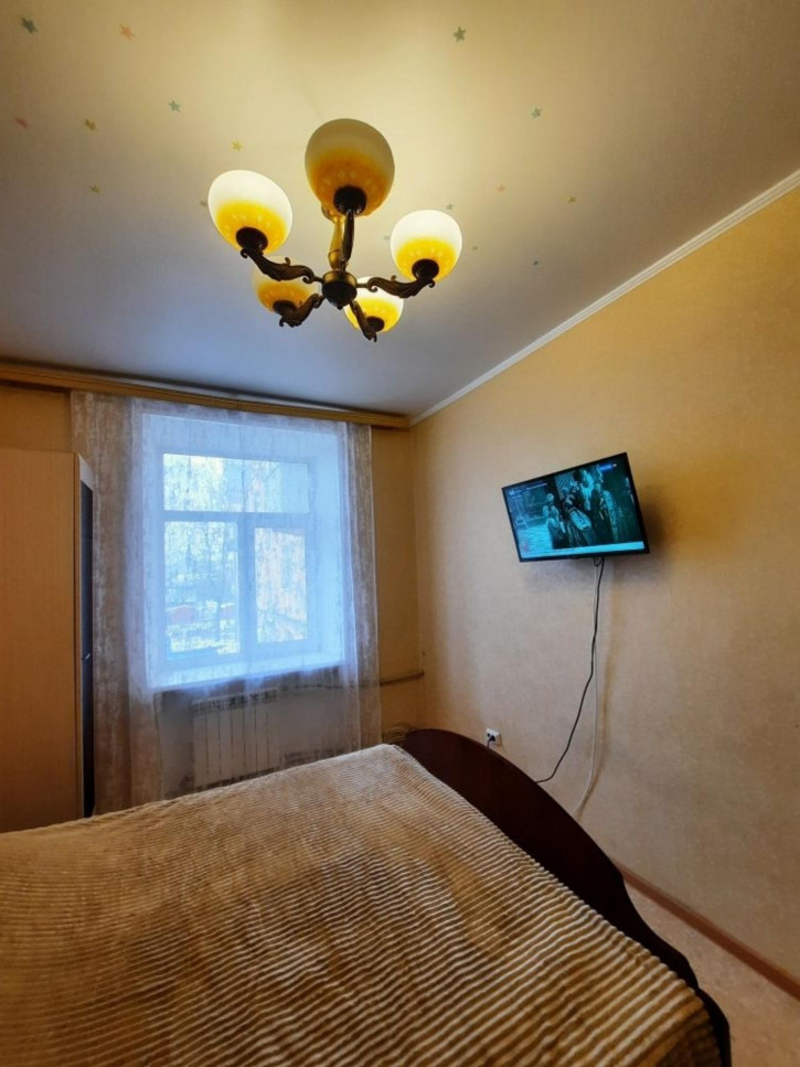 2-комн квартира Суворова ул, 42 2-комн квартира Суворова ул, 42