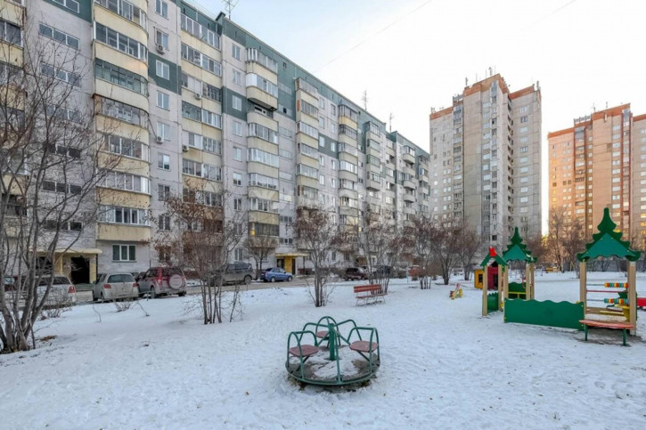Комната Троллейная, 132