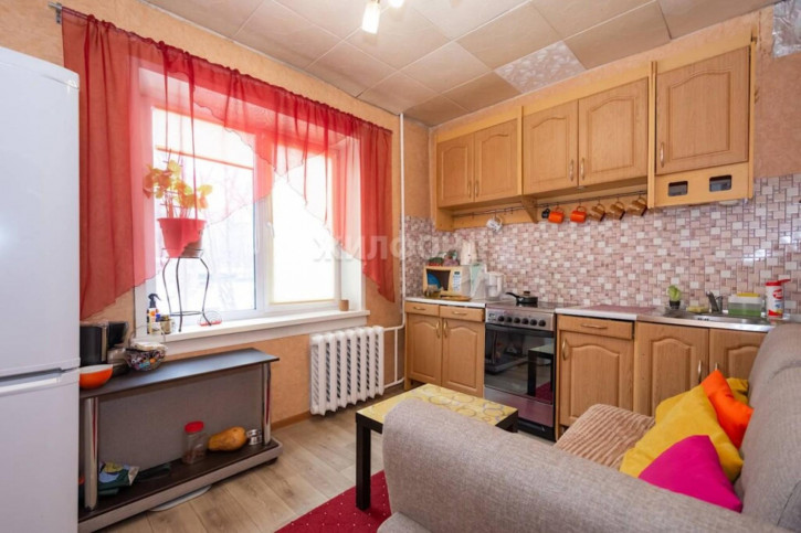 1-комн квартира Курчатова, 11/4