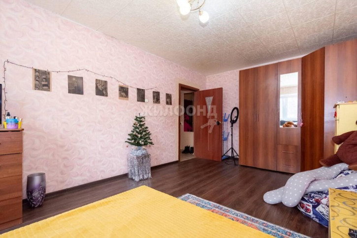 1-комн квартира Курчатова, 11/4