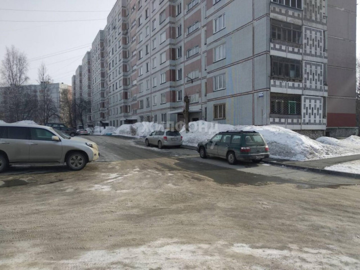 1-комн квартира Курчатова, 11/4