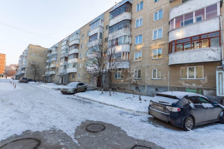 2-комн квартира Кубовая, 112/1