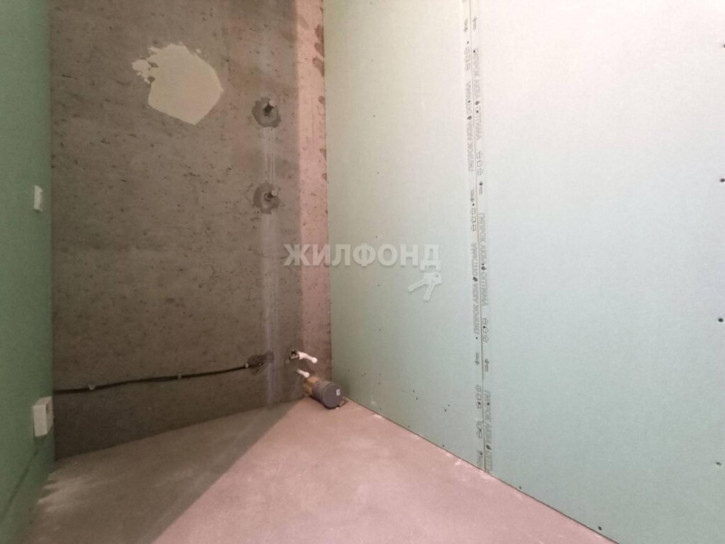 2-комн квартира Связистов, 162