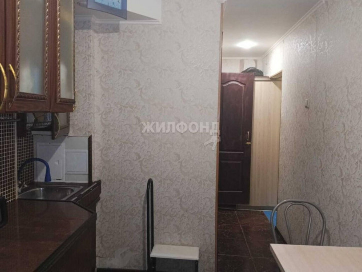2-комн квартира Селезнева, 37