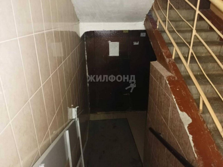 2-комн квартира Селезнева, 37