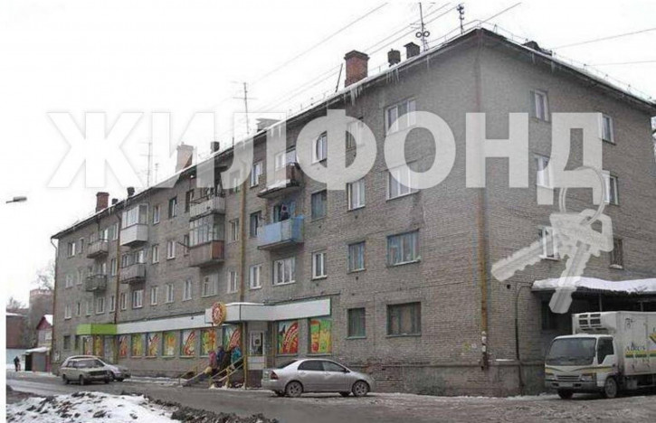 2-комн квартира Фасадная, 20
