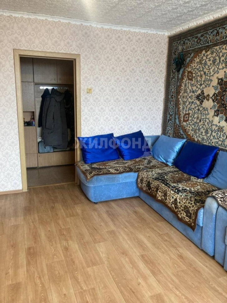 2-комн квартира Большевистская, 175/6