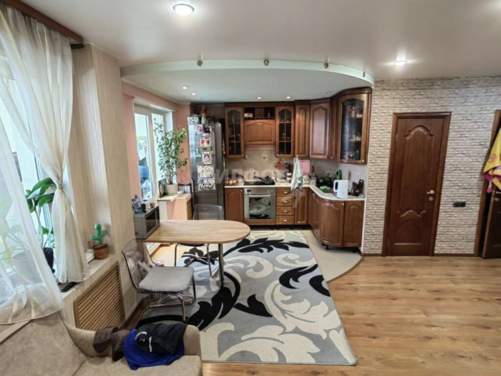 2-комн квартира Троллейная, 1