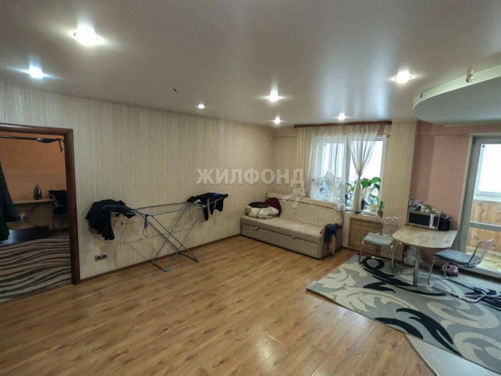 2-комн квартира Троллейная, 1