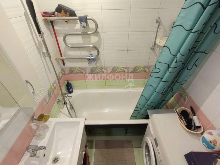 2-комн квартира Троллейная, 1