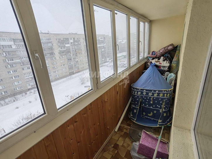 2-комн квартира Троллейная, 1