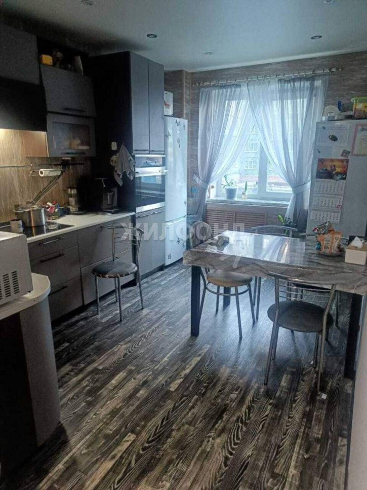 4-комн квартира Первомайская улица, д.5