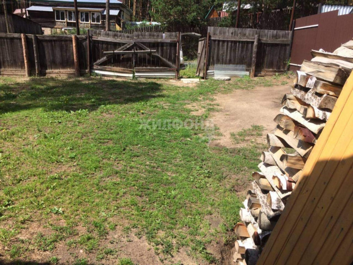 Коттедж/дом Октябрьская улица, д.23 Коттедж/дом Октябрьская улица, д.23