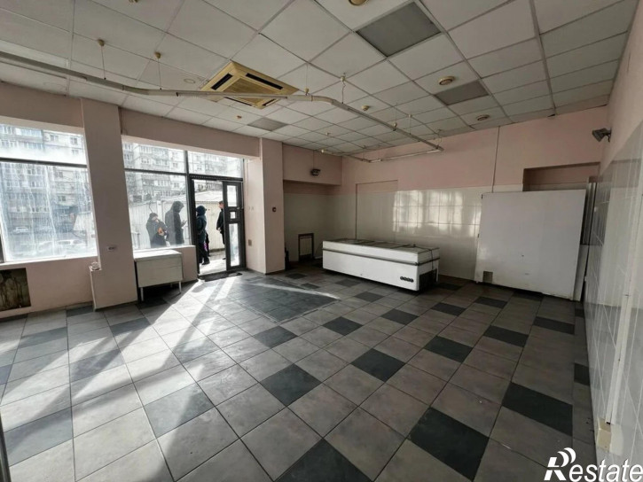 Торговое помещение ул. Героев Десантников, 79