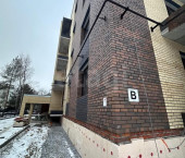 2-комн, 79.8 кв м, этаж 2/4 Прилуцкая улица, 5