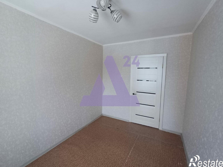 3-комн квартира улица Лазурная, дом 24
