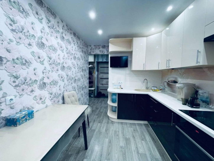 2-комн квартира Старое шоссе, 3бк2