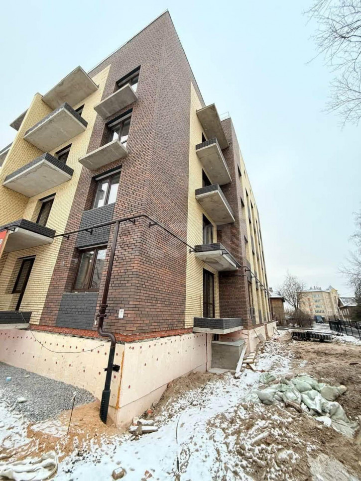 3-комн квартира в новом доме Прилуцкая улица, 5