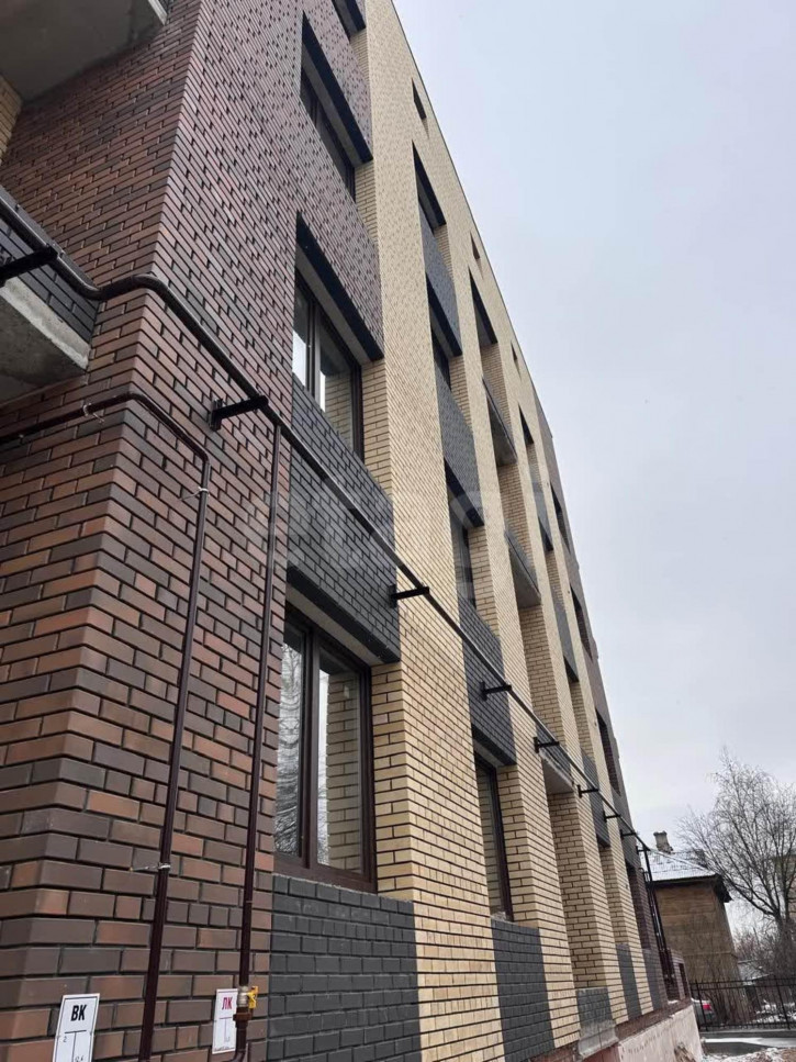 3-комн квартира в новом доме Прилуцкая улица, 5