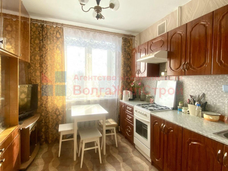1-комн квартира Плотникова ул, 2