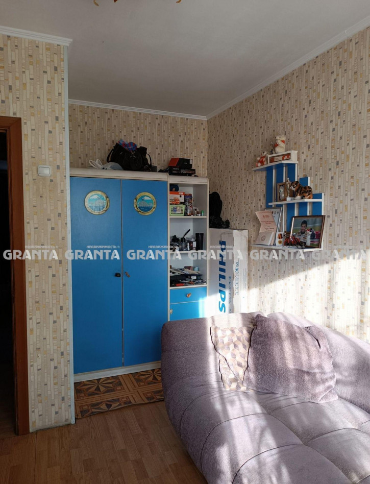 4-комн квартира ул 78 Добровольческой бригады, 3