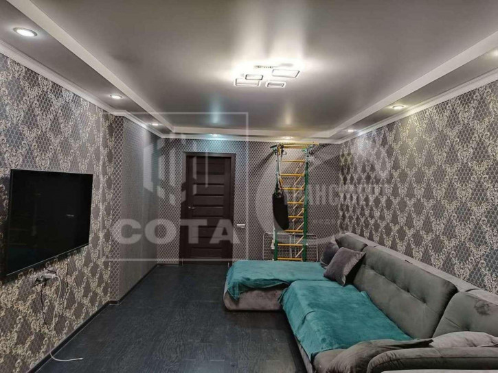 2-комн квартира Сельская улица, 2м