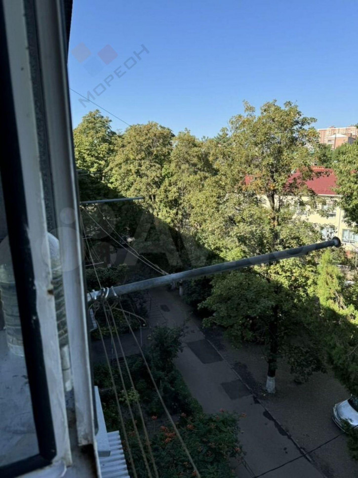 2-комн квартира Благоева ул, 14