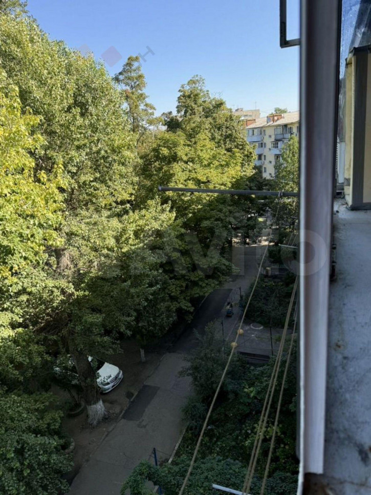 2-комн квартира Благоева ул, 14