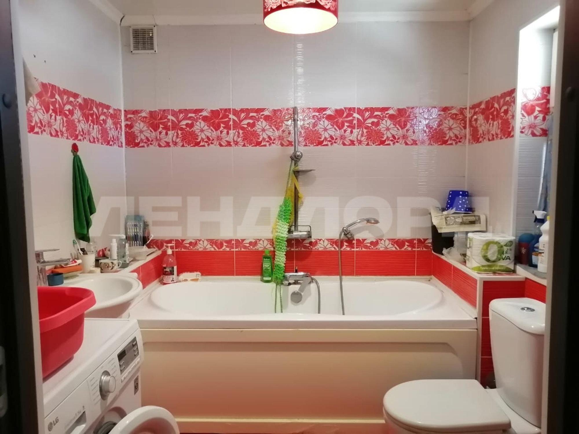 Купить дачу, дом, коттедж за 3 500 000 рублей на улица Гагарина