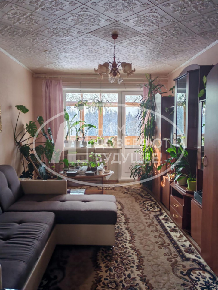 3-комн квартира проспект Свердлова, 4