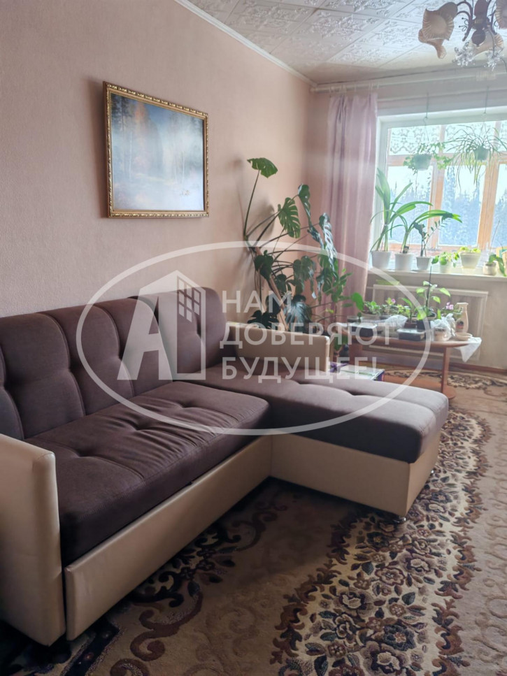 3-комн квартира проспект Свердлова, 4