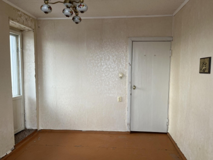 3-комн квартира ул Островского, 11