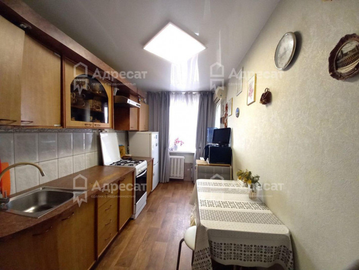 3-комн квартира ул. 51-й Гвардейской Дивизии,  д.50