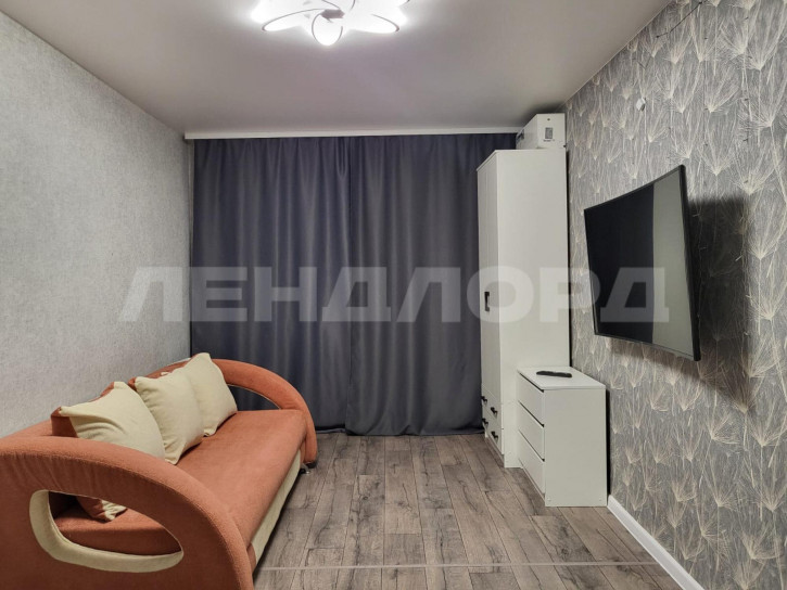 2-комн квартира проспект 40-летия Победы, 310/1