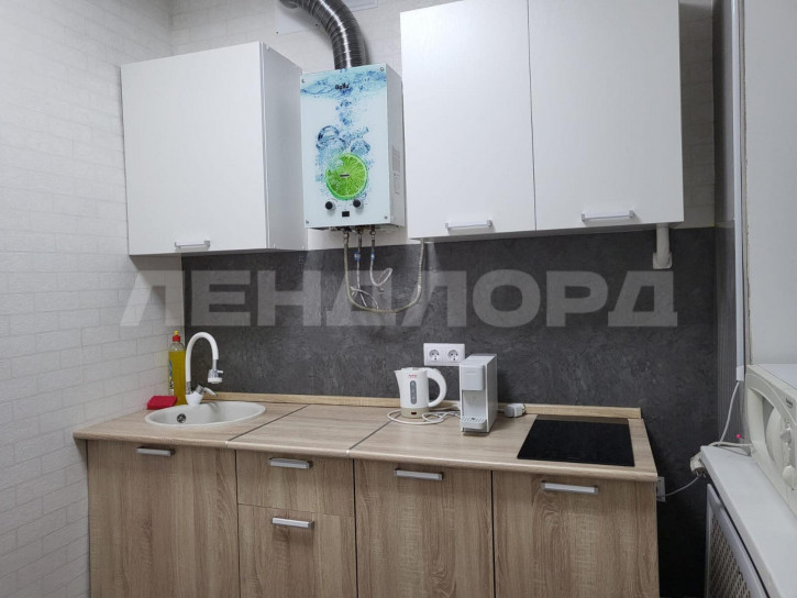2-комн квартира проспект 40-летия Победы, 310/1