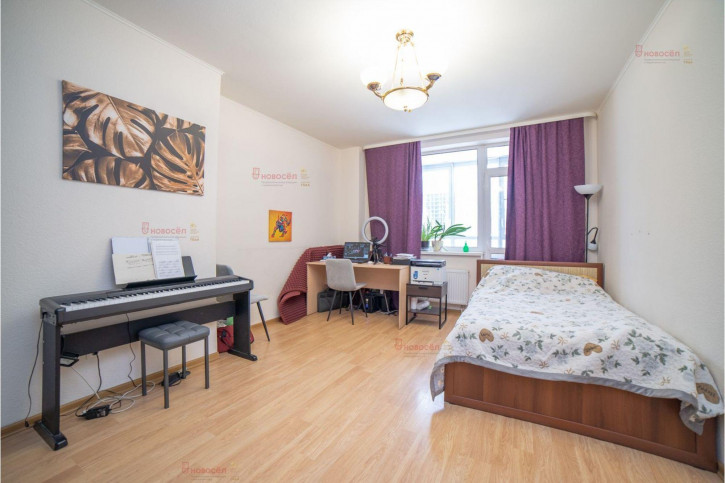 3-комн квартира Калинина 3