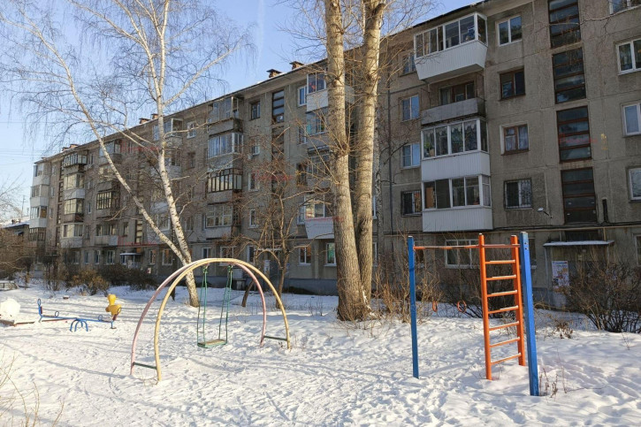 3-комн квартира Чердынская 22