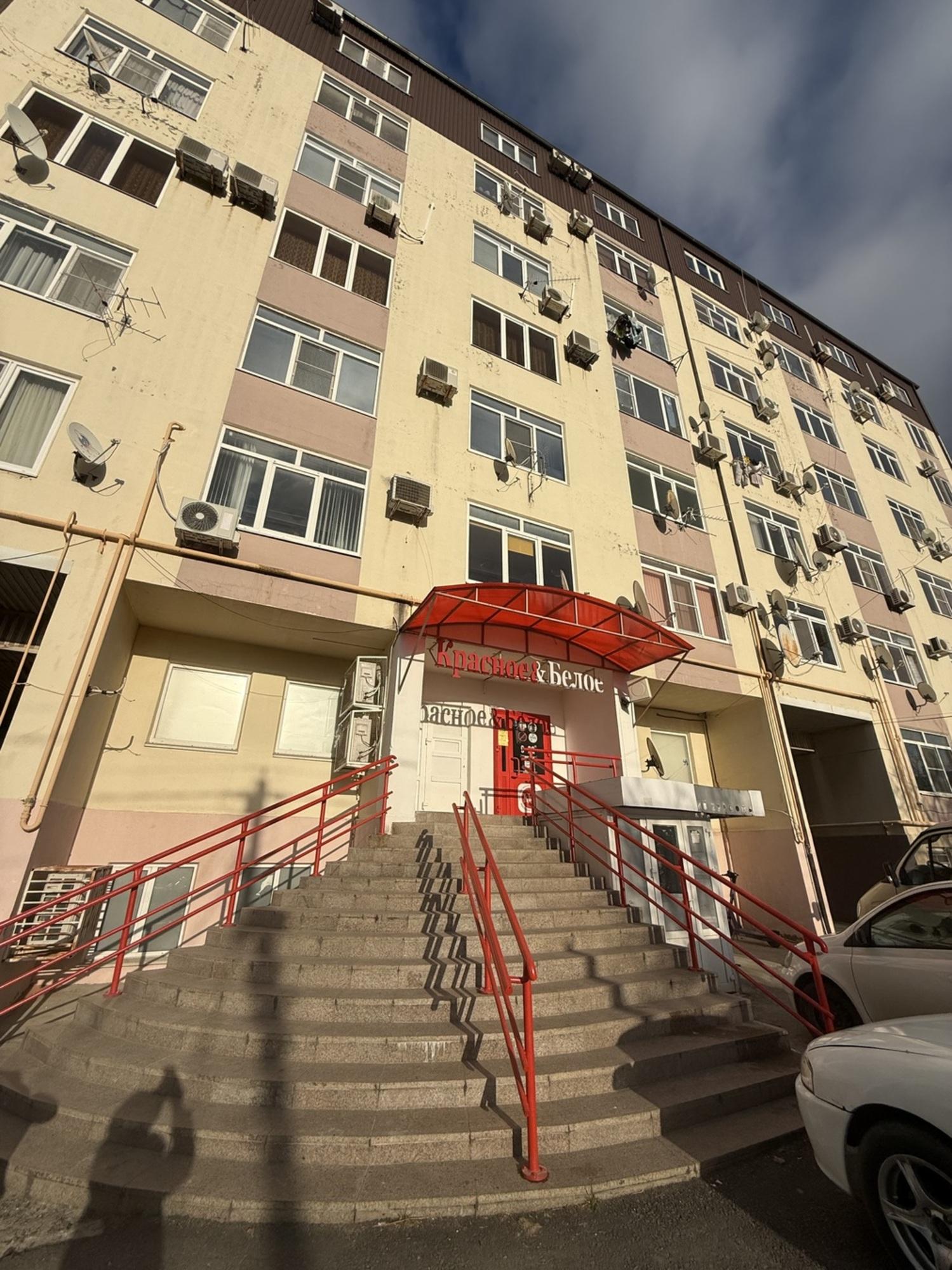 Купить квартиру за 8 800 000 рублей на улица Краснозелёных, 29/12