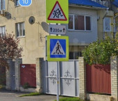 2-комн, 60кв м, этаж 3/3 Спортивная улица, 10