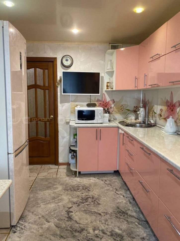 2-комн квартира ул. Бирюзовая, дом 8