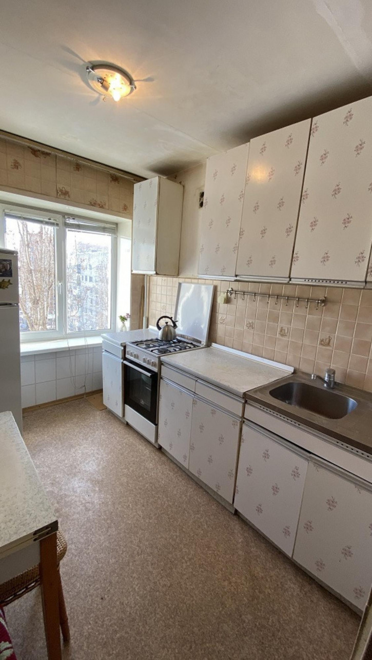 3-комн квартира Астраханская ул., 140