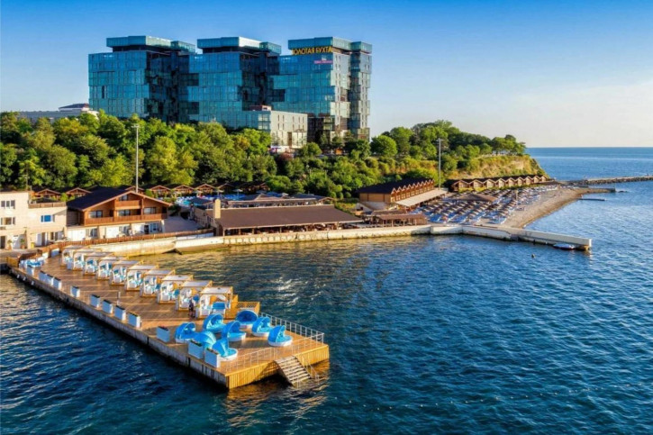 2-комн квартира проспект Революции, 3