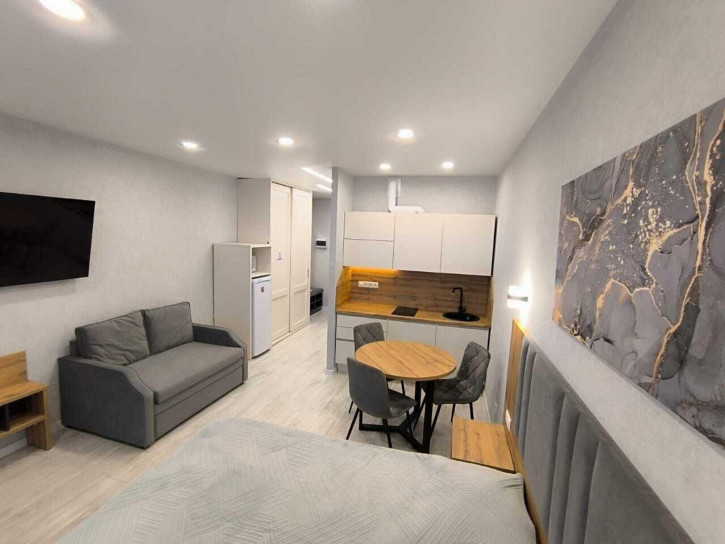 Студия проезд Золотой Берег, 2В