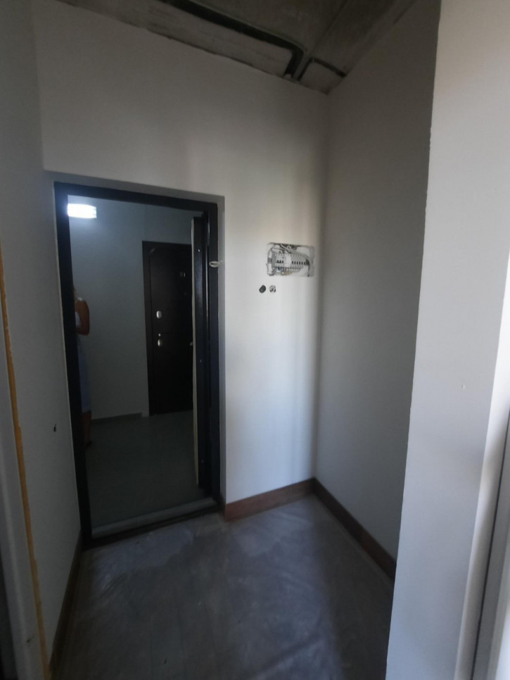 2-комн квартира улица Поликарпова, 2к13