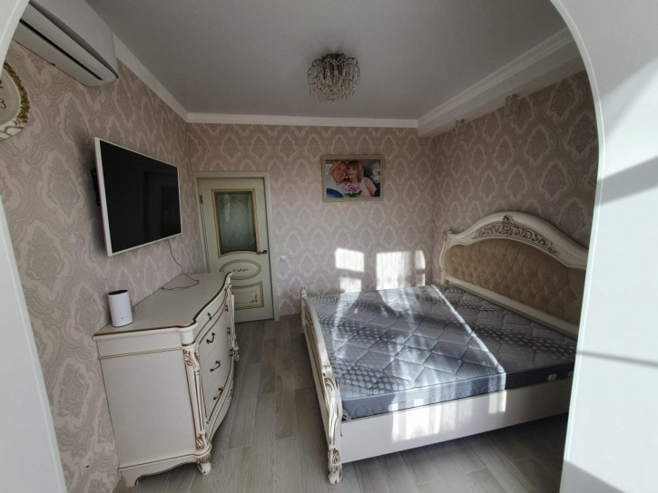 3-комн квартира улица Толстого, 85 3-комн квартира улица Толстого, 85