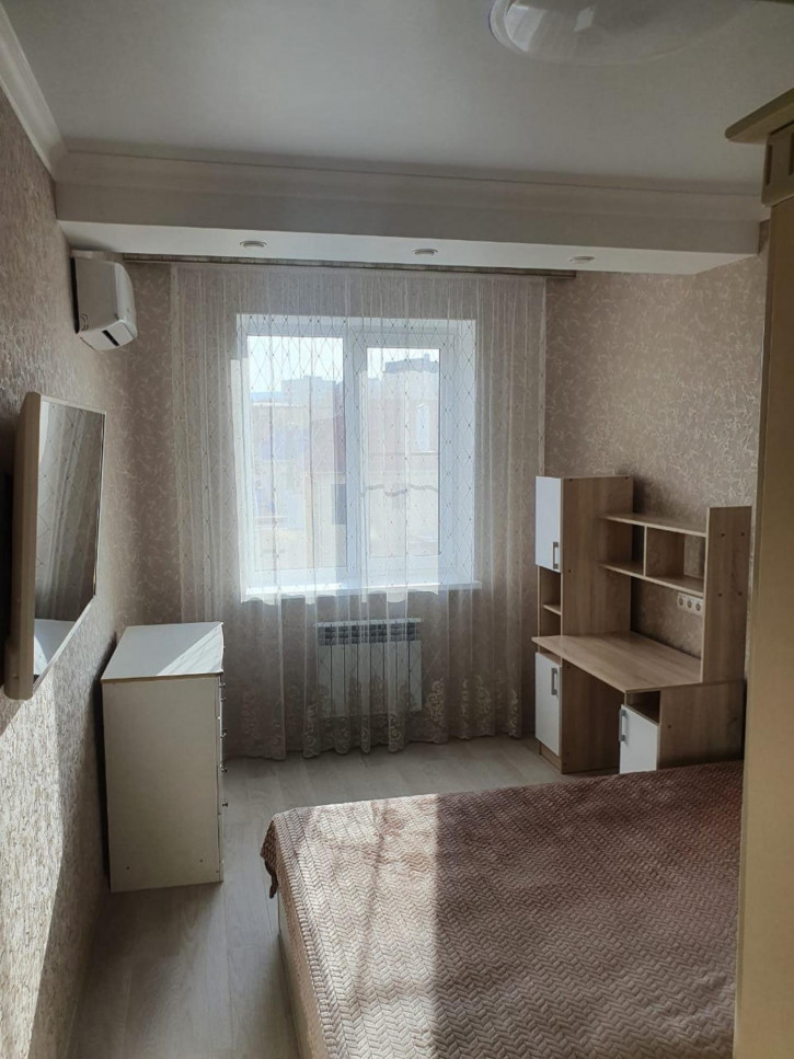 3-комн квартира улица Толстого, 85 3-комн квартира улица Толстого, 85
