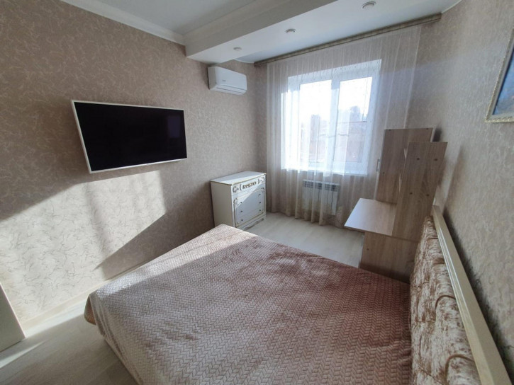 3-комн квартира улица Толстого, 85 3-комн квартира улица Толстого, 85
